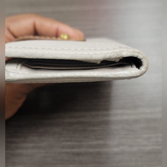 Fossil Clutch Leather Wallet. Gray w/brown strap - Picture 9 of 16